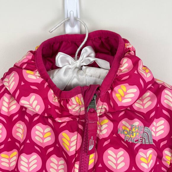 The North Face Girls Reversible Perrito Jacket 3-6 Months - Picture 4 of 11
